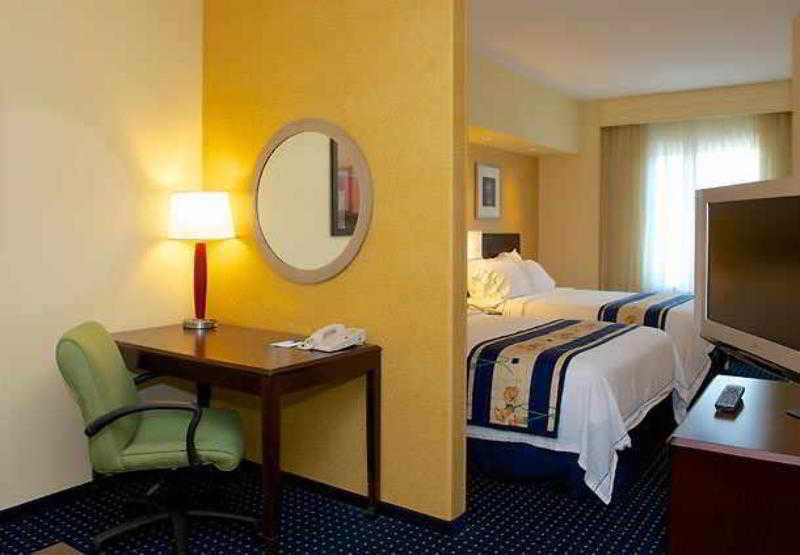 Springhill Suites By Marriott Portland Vancouver Room photo